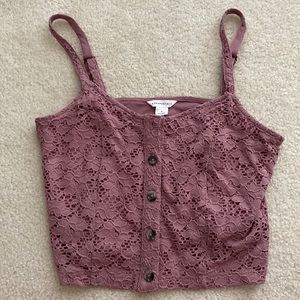 Light plum Aeropostale Women’s crop top in size Small.